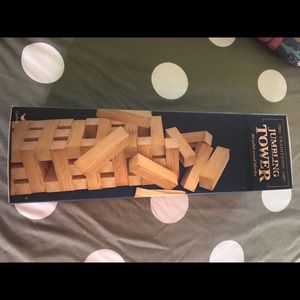 Jumbling tower ; Jenga games